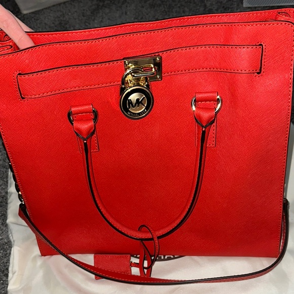 Michael Kors Red Leather Large Hamilton Tote Bag - Picture 6 of 6